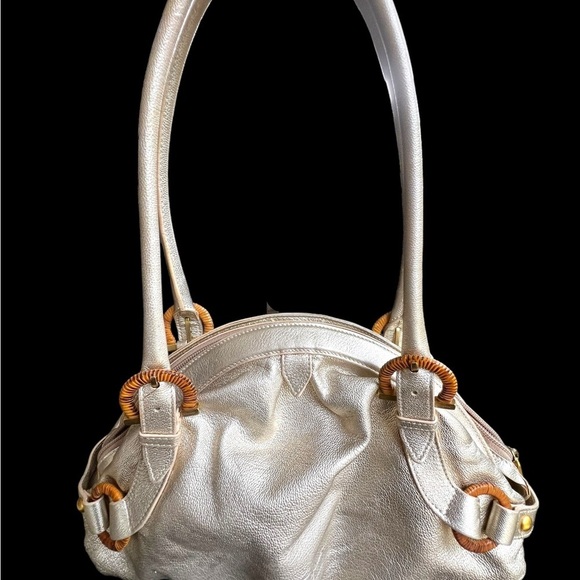 Champagne color Ferragamo - Picture 1 of 9